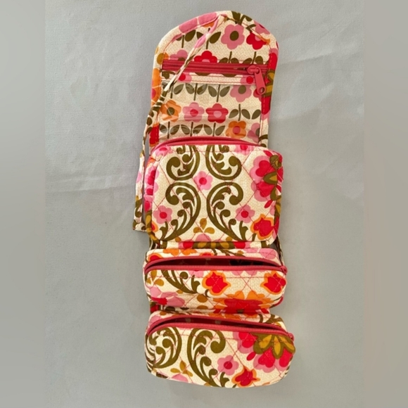 Vera Bradley Wrap It Up Folkloric - Picture 4 of 5